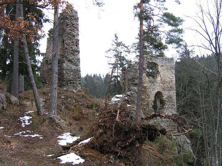 Burg Louzek